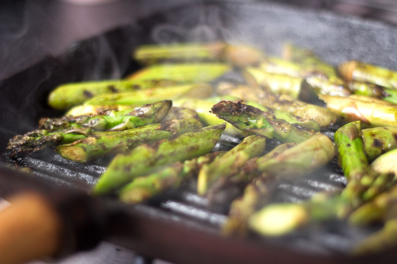 Asparagus cooked on a griddle
