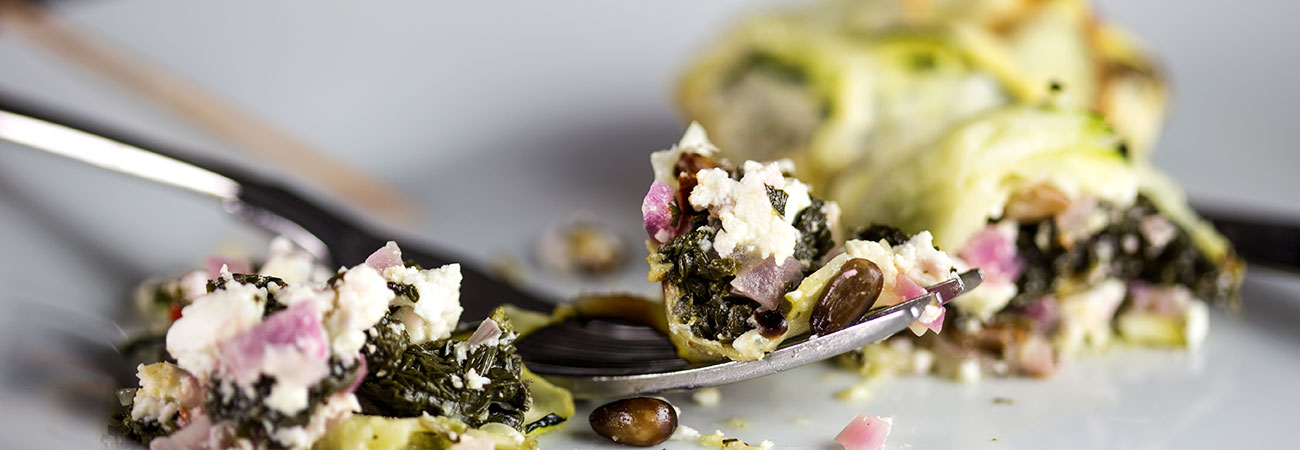 Courgette, spinach and feta bundles