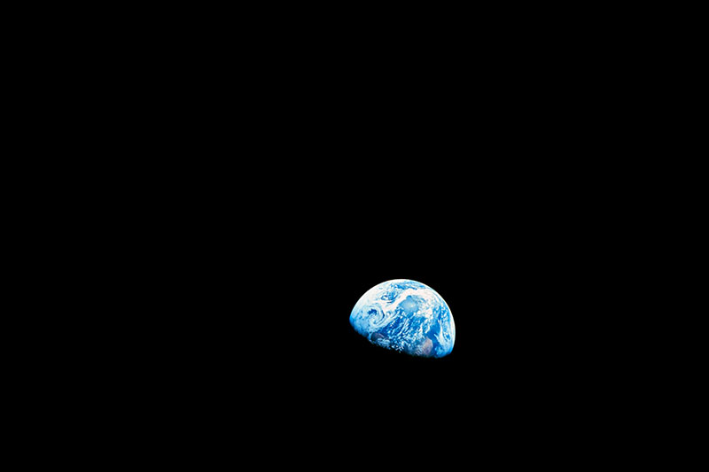 NASA-Apollo8-Dec24-Earthrise-blog