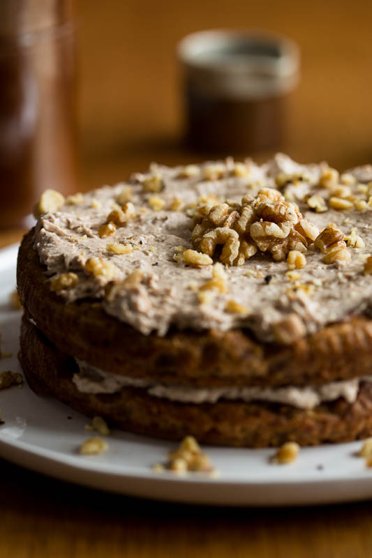 Honey and walnut celeriac cake made with spelt and rye flours, plus no refined sugars to create a healthy, hearty and wholesome cake with delightful overtones of celeriac and topped with a vegan frosting made from walnut butter! It's the healthiest, most filling cake you'll find this year!