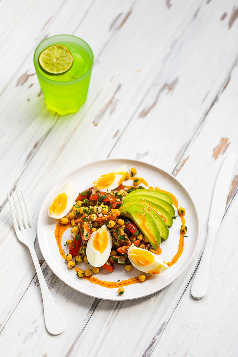 A healthy chickpea salad dressed with sweet white balsamic and smoked paprika, diced avocado and aromatic coriander is a beautiful lunchtime treat that's bursting with mexican and middle eastern flavours. It's vegetarian and vegan to boot, a meatfree treat to have for lunch or dinner and tastes even better if you make it in advance!
